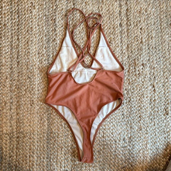 VICTORIA’S SECRET Swimsuit - Picture 5 of 7